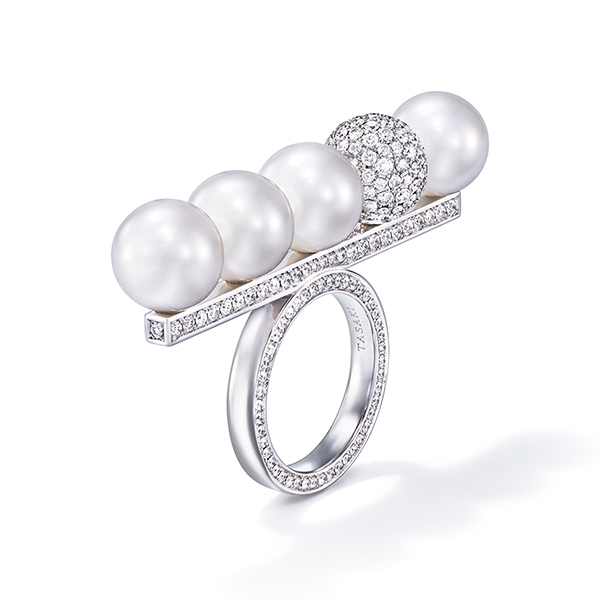 balance decade pearls & diamonds Ring